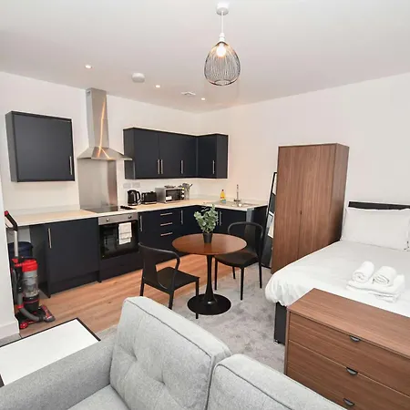 Apartment Modern - Sleeps 4 Bradford (West Yorkshire)
